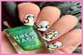 Can you paint Christmas lights with nail polish?